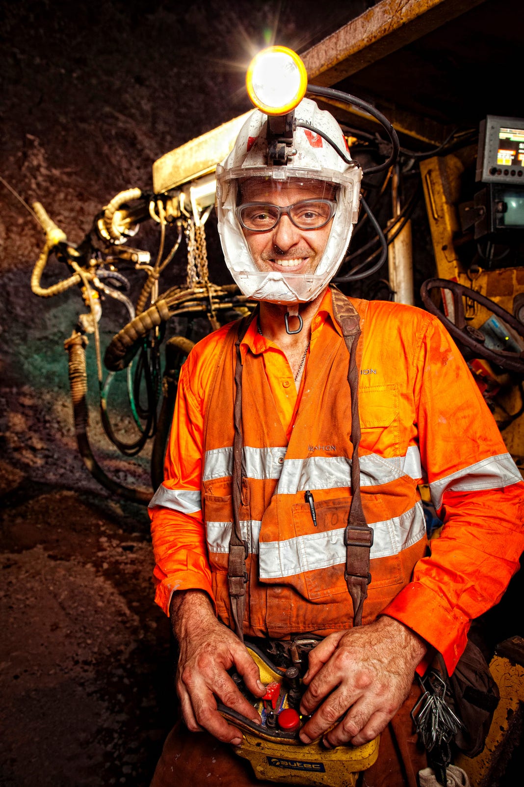 Jumbo operator at underground mine in WA